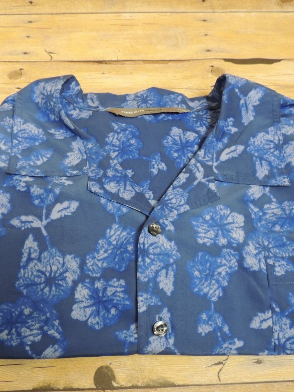 Men's 4xl Perry Elllis America Active Hawaiian button up shirt READ